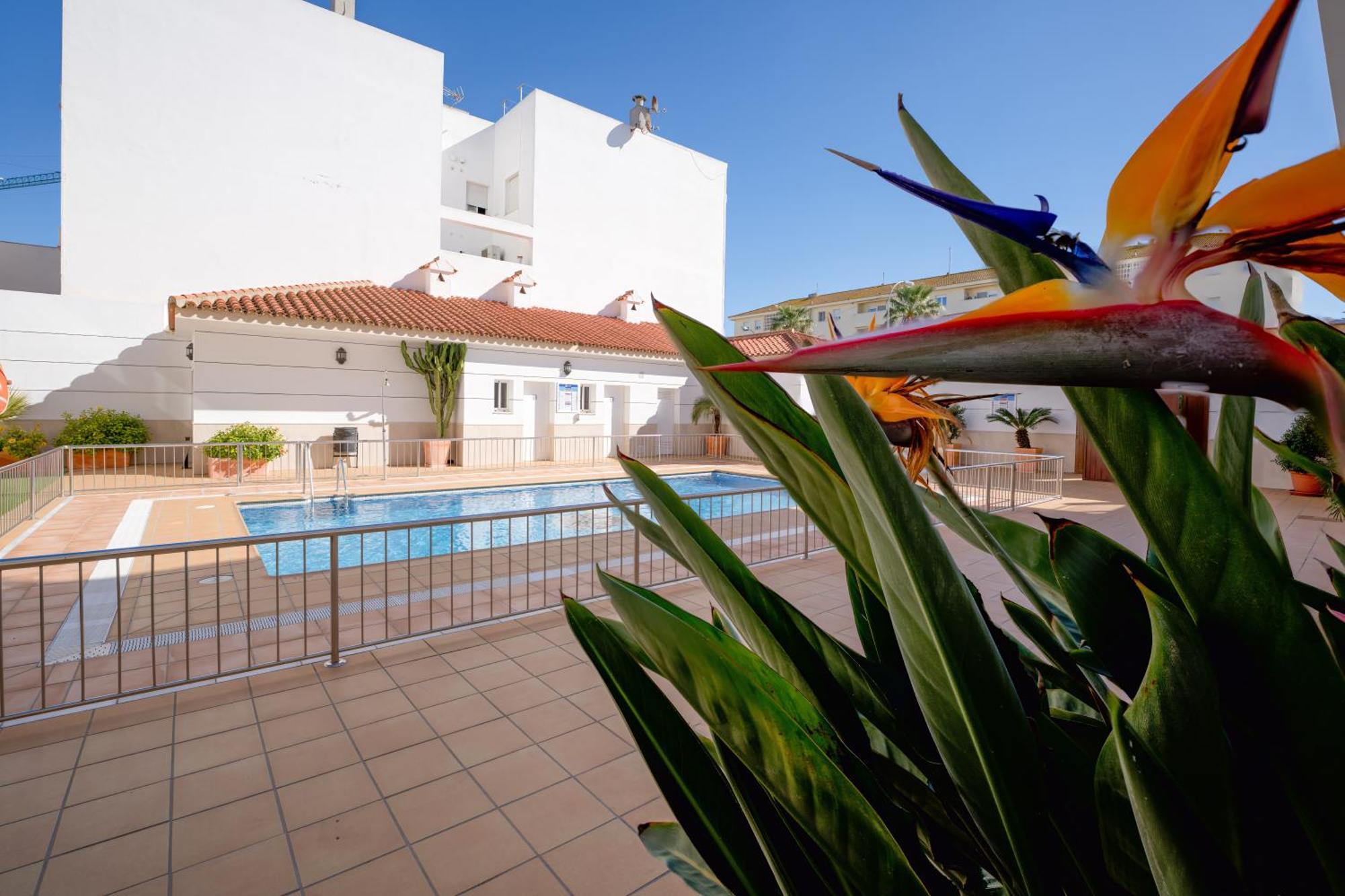 Hotel Apartamentos Loto Conil Conil de la Frontera Kültér fotó