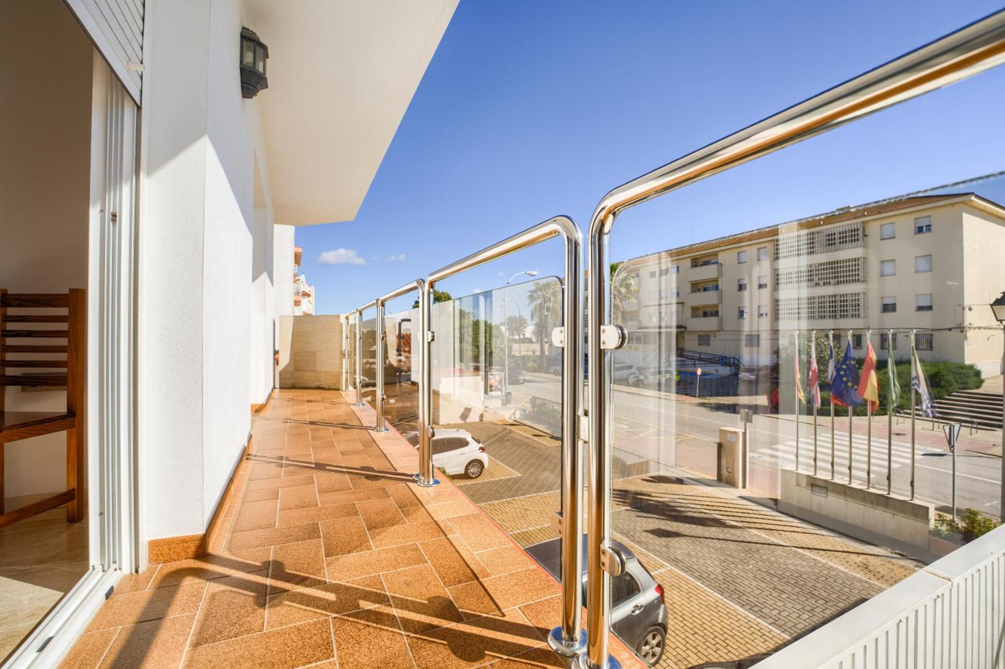 Hotel Apartamentos Loto Conil Conil de la Frontera Kültér fotó